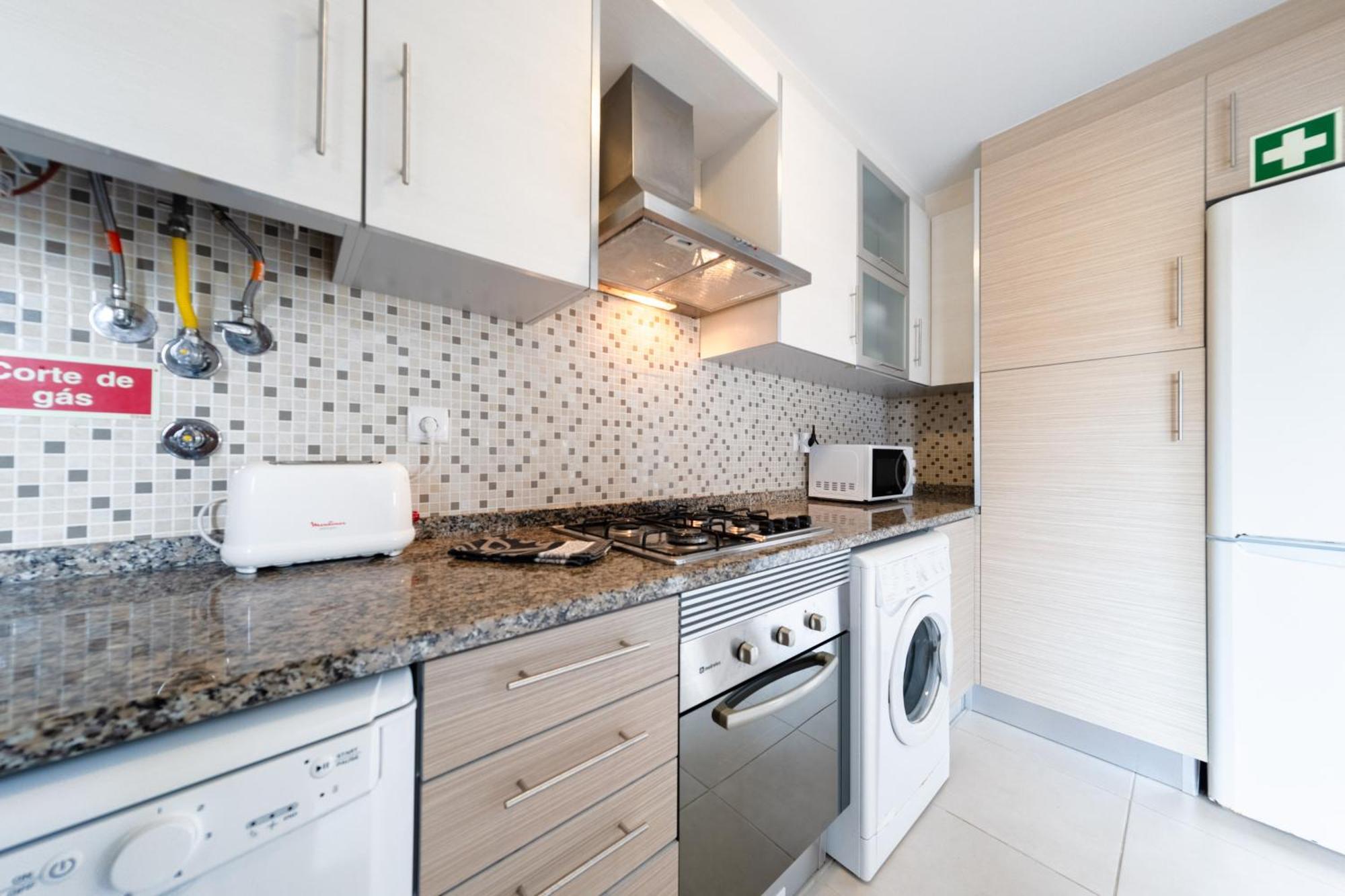 Paradise Apartment *